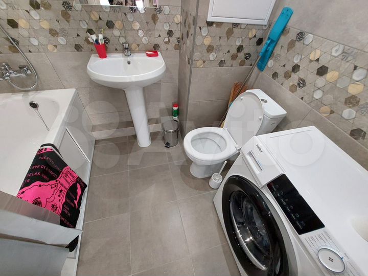 1-к. квартира, 40 м², 7/17 эт.