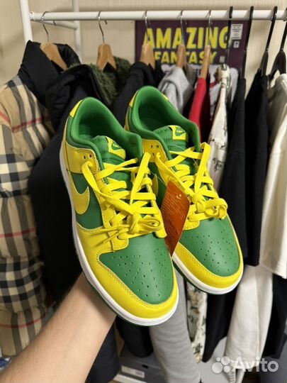 Nike Dunk Low Retro Reverse Brazil 10.5us