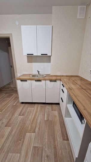 1-к. квартира, 42 м², 4/4 эт.
