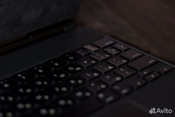 Apple Magic Keyboard для iPad Pro / Air