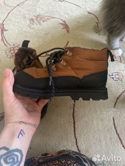 Детские ботинки