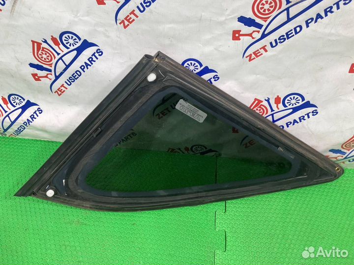 Форточка багажника правая Acura Mdx YD2 J37A1 2008