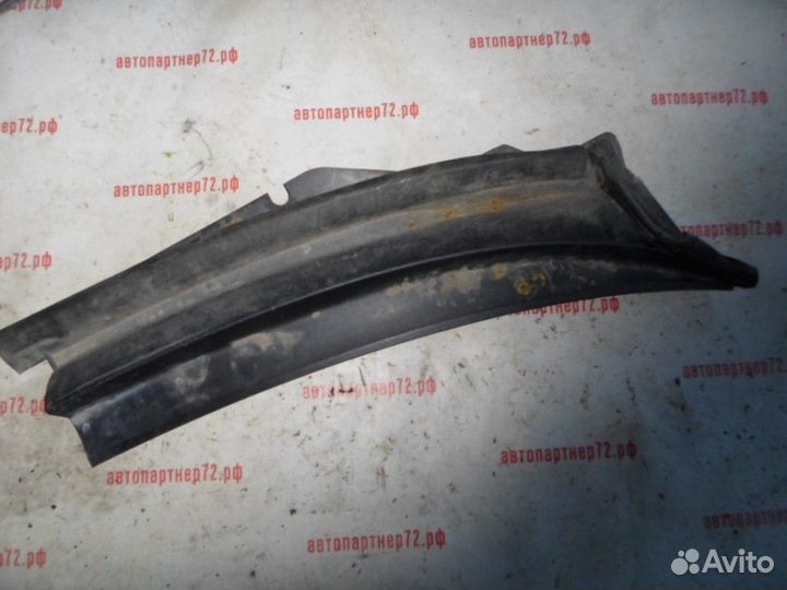 Жабо дворников правая часть Ford Mondeo 3 2001-200