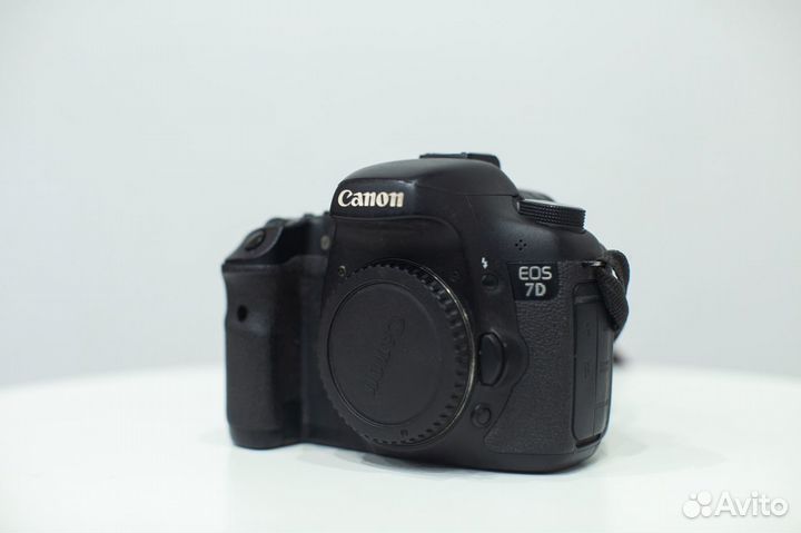 Фотоаппарат Canon 7D
