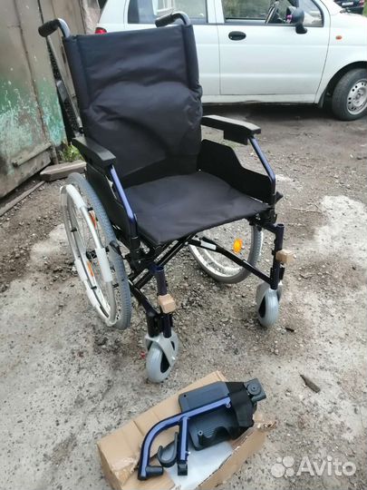 Инвалидная коляска новая