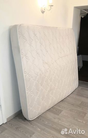 Матрас 160х200 бу