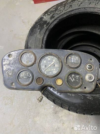 Приборная панель газ 52 53