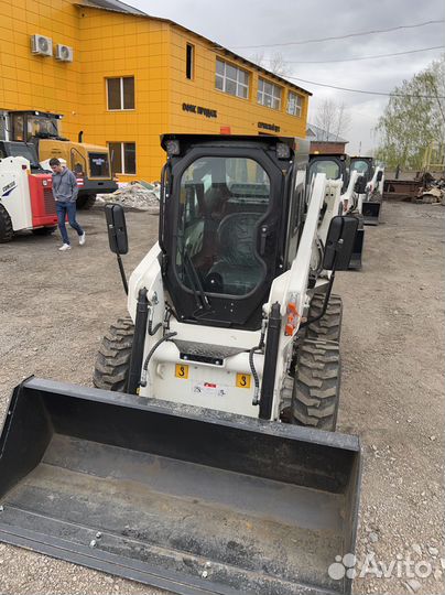 Мини-погрузчик Bobcat S530, 2023