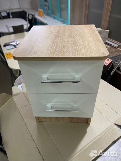 Тумба прикроватная 