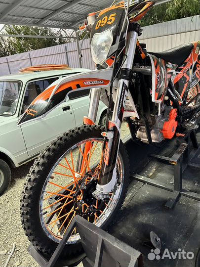 Racer x2 cross