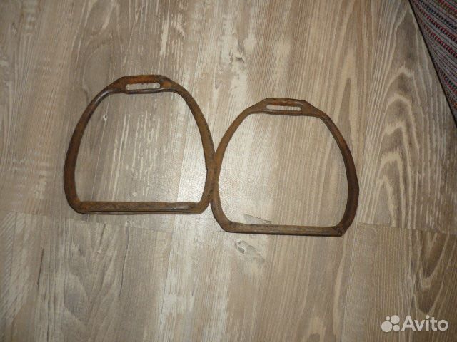 Стремя старинное 2 штуки