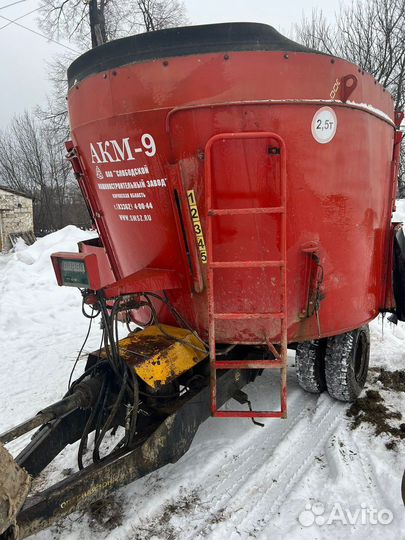 Кормораздатчик Слободской машиностроительный завод АКМ-9, 2012