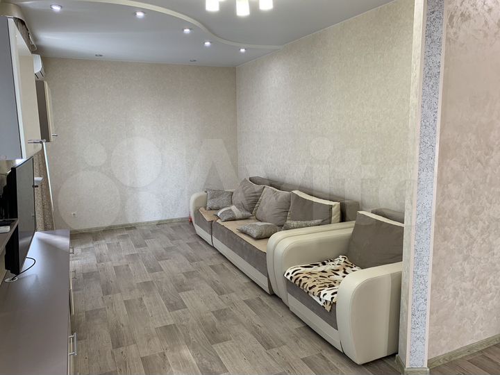 2-к. квартира, 65 м², 6/9 эт.