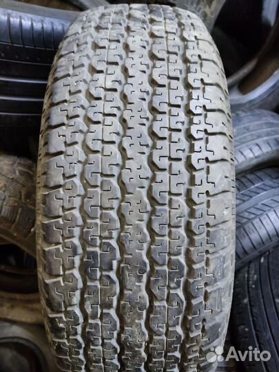 Bridgestone Dueler H/T D689 215/65 R16