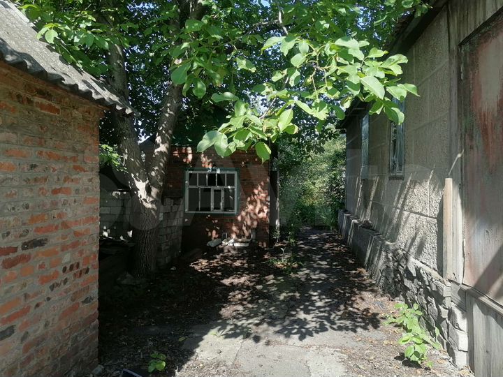 Дом 64 м² на участке 5 сот.