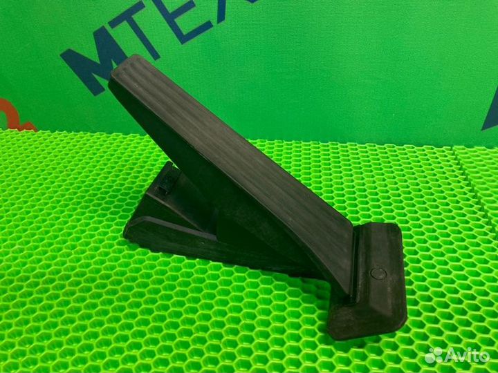 Педаль газа Bmw X3 F25 N47D20C 2012