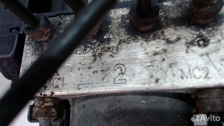 Блок абс, насос Toyota Avensis 2, 2005