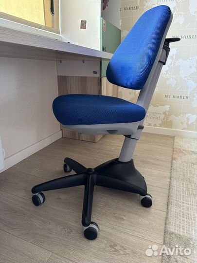 Компьютерное кресло