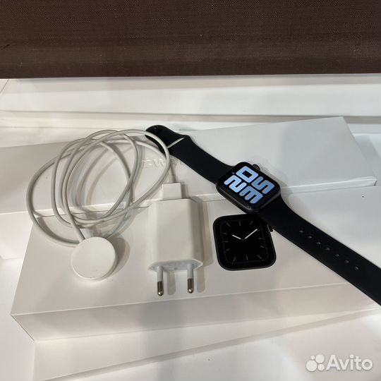 Часы Apple Watch 5 40 mm