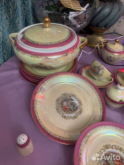 Сервиз столовый и чайный 