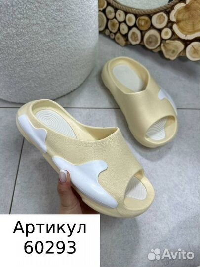 Шлепки crocs мужские