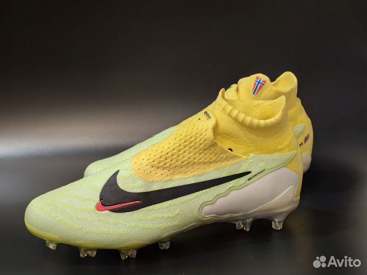 Бутсы Nike Phantom GX