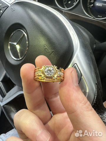 Золотой перстень бриллианты 1.2 карат объявление продам