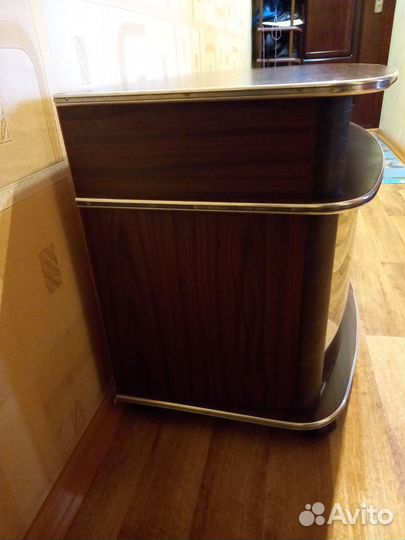 Тумба под телевизор