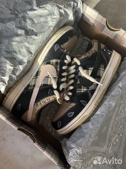Кеды Nike sb dunk low travis scott