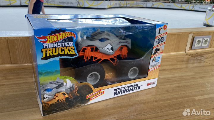 Машина Hot Wheels Monst Trucks Rhinomite на р/у