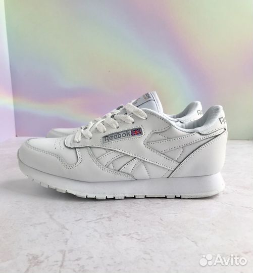 Кроссовки reebok classic женские