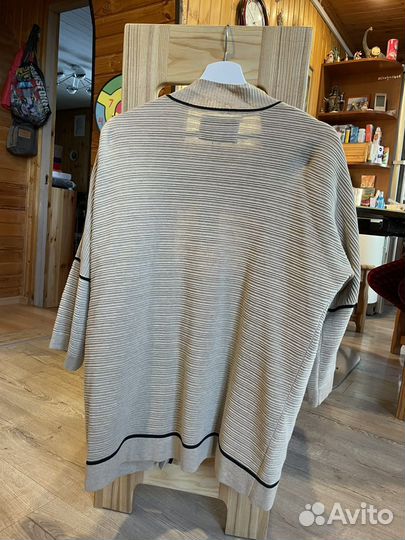 Кофта накидка бежевая, размер L