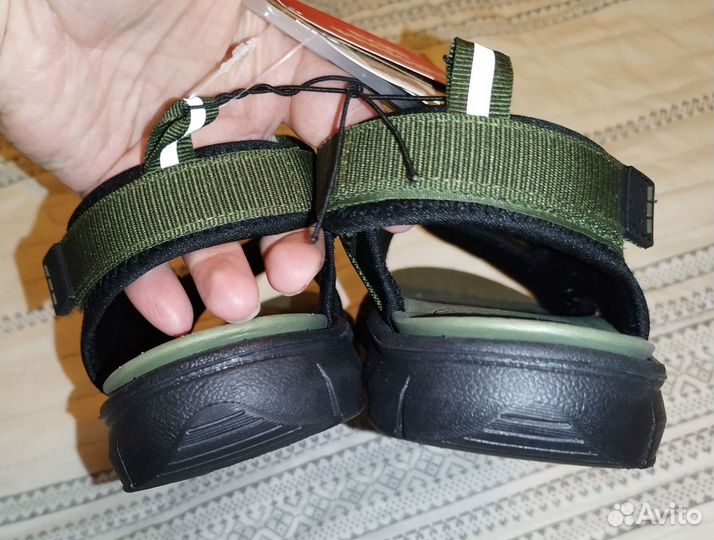 Сандали новые 36 для мальчика Jook