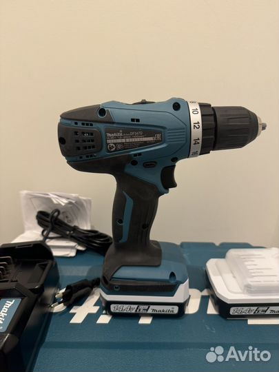 Аккумуляторная дрель-шуруповёрт Makita DF347dwex9