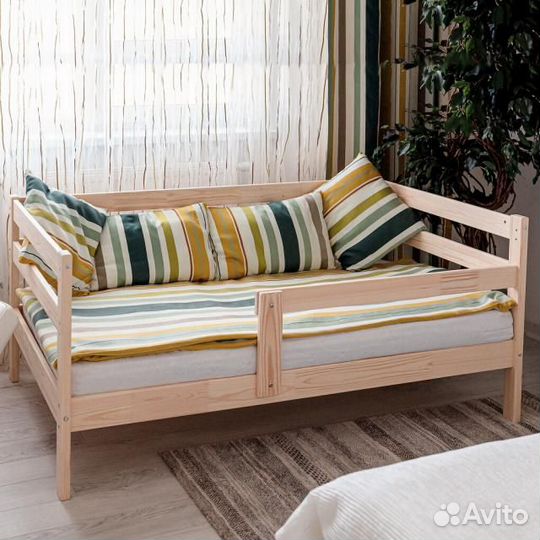 Детская кровать домик