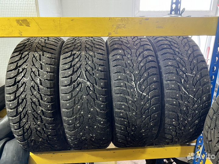 Nokian Tyres Hakkapeliitta 9 SUV 215/55 R18