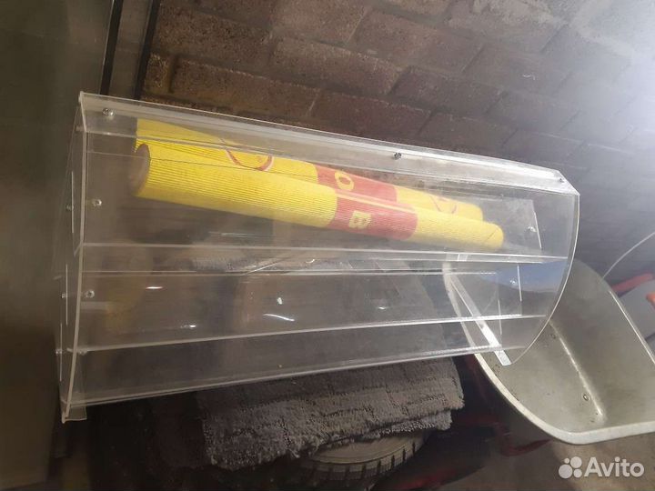 Полка для шоколадных батончиков