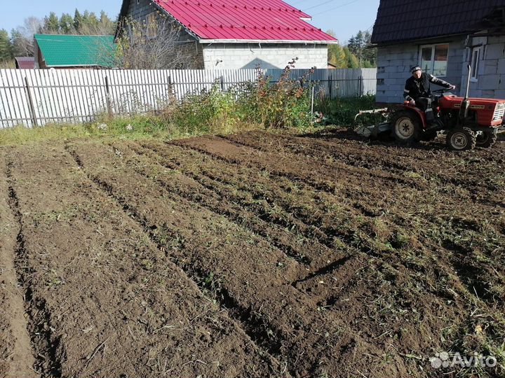 Вспашка огорода земли мини трактором,услуги