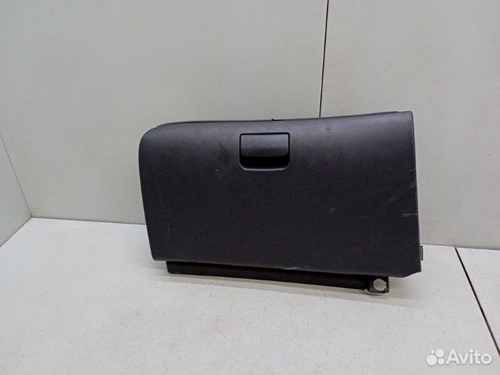 Бардачок Hyundai Elantra 3 XD 2.0 2001