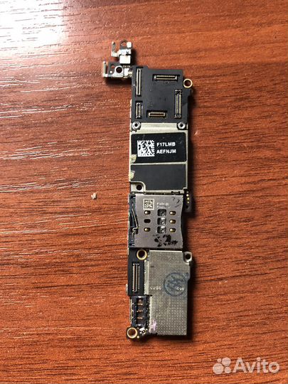 iPhone 5S, 32 ГБ
