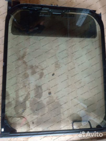 Стекло кабины New Holland