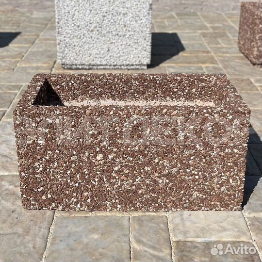 Вазон для цветов