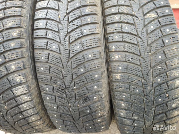 Laufenn I Fit Ice LW 71 215/65 R16