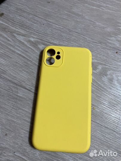 Чехол на iPhone 11