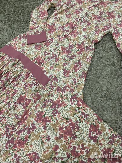 Платье с платком