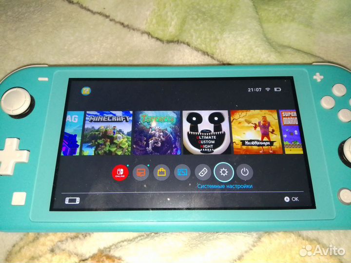 Nintendo switch lite новая с играми