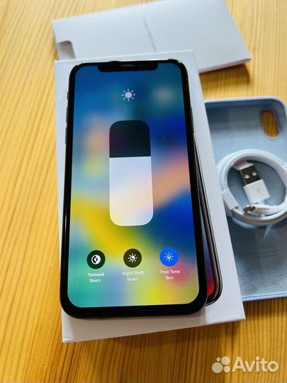 iPhone X, 64 ГБ