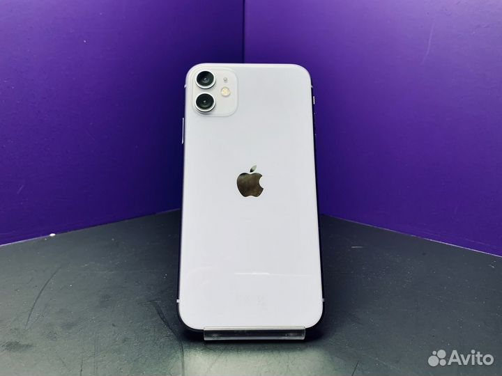 iPhone 11, 64 ГБ