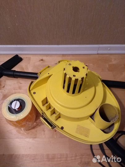 Пылесос Karcher с аквафильтром