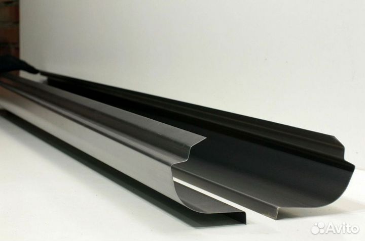 Арки крыла Mitsubishi